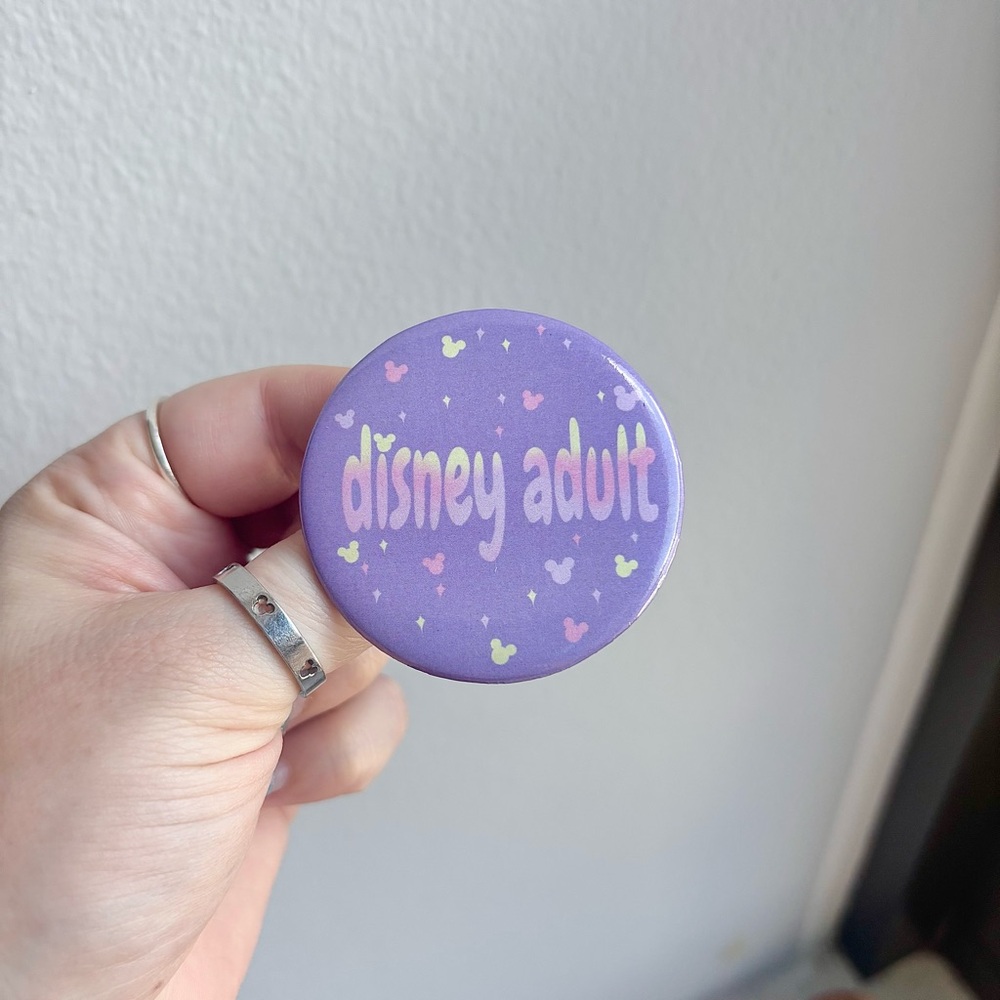 💜Disney Adult Button
